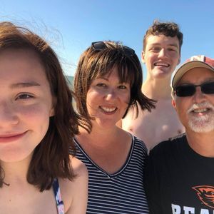 Meet your Posher, Sherry